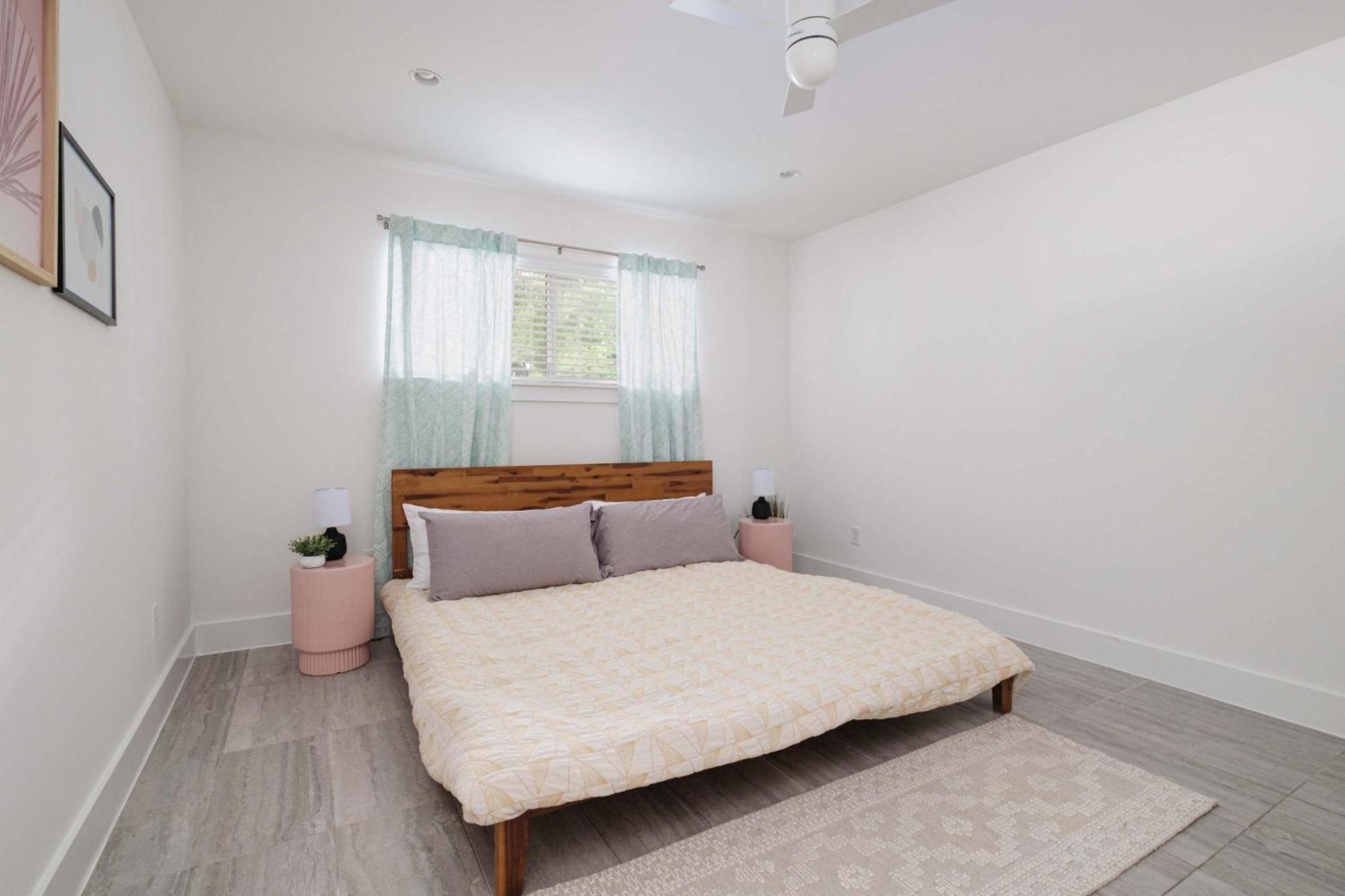 Chic Clarksville 2br Near Downtown Hébergement de vacances *